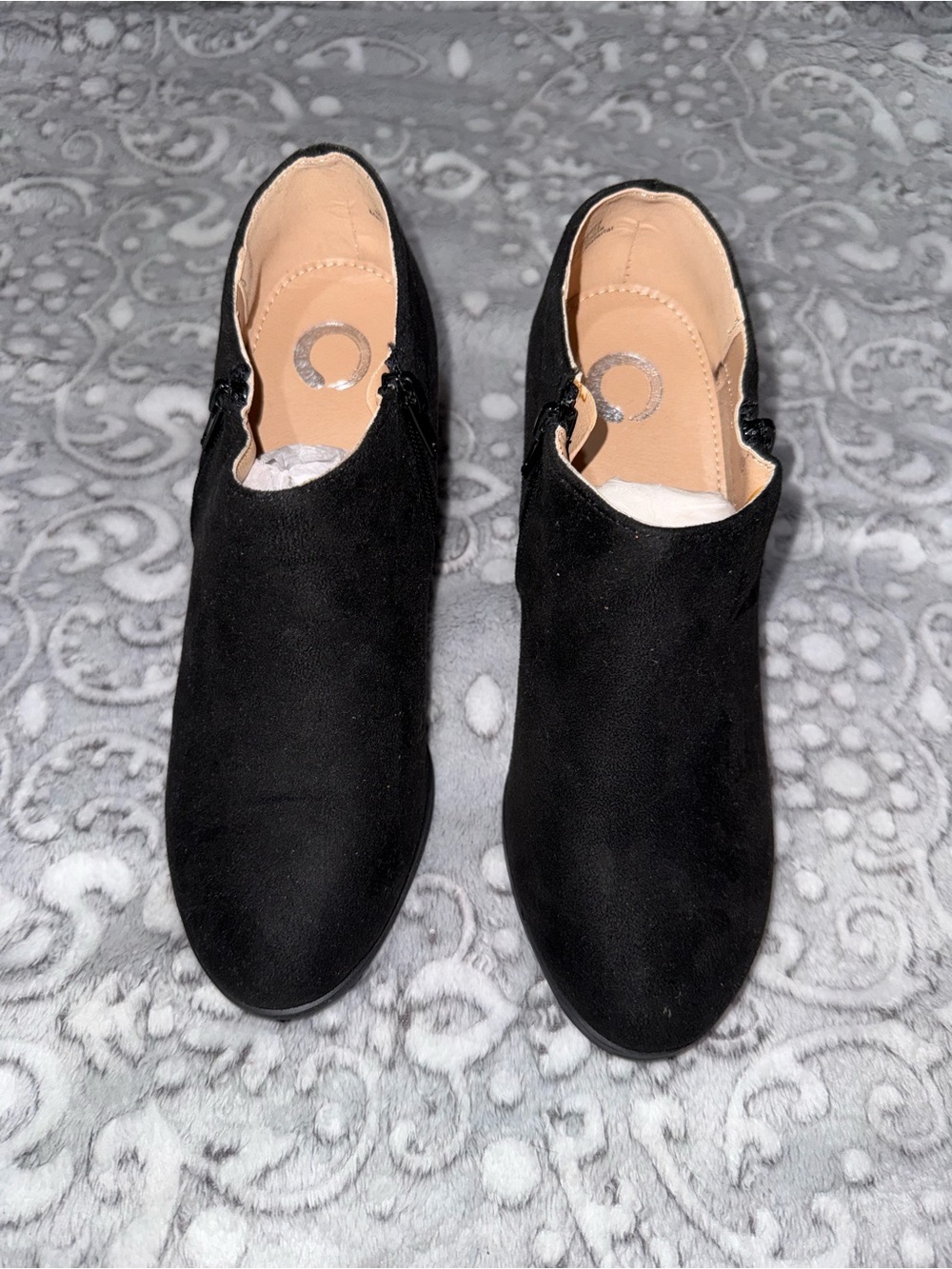Journee Collection Sanzi Black Ankle Booties Women’s – Size 7.5 – New No Box